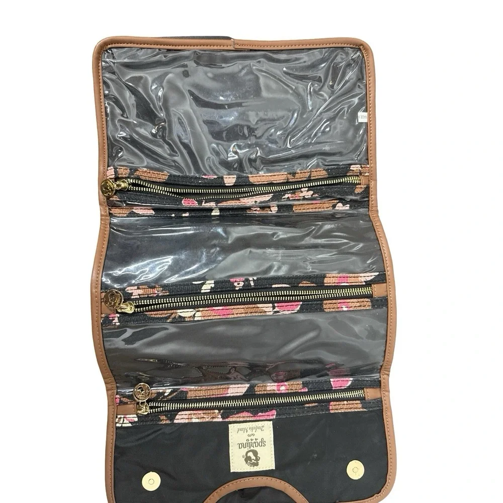 Spartina 449 Veridier Traveler Hanging Cosmetic Case